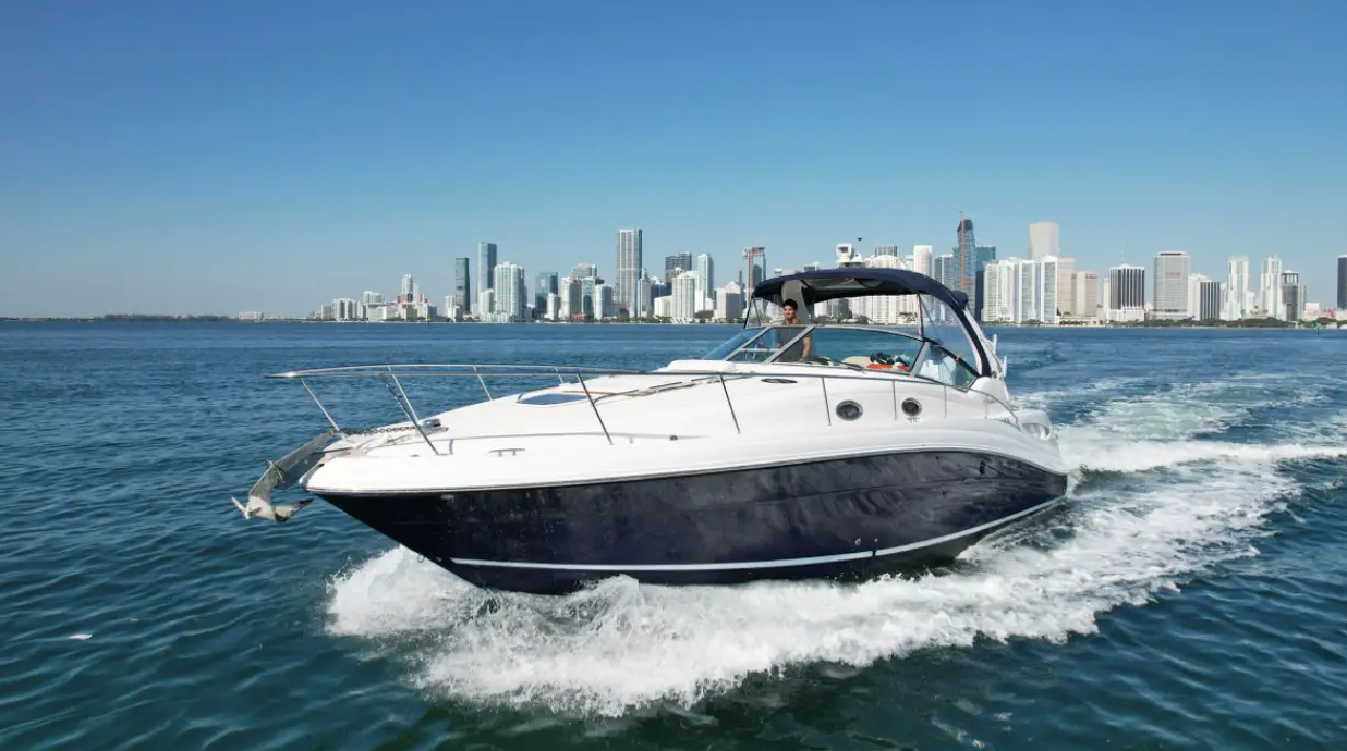 Essential Upholstery for Boats to Improve Comfort and Modern Style in Miami Waters